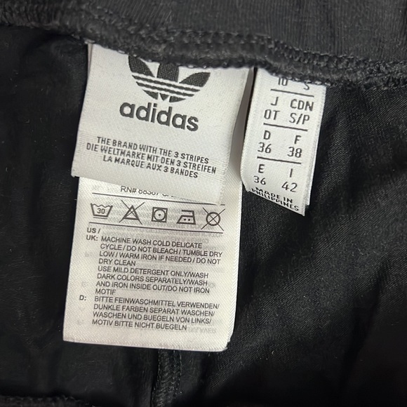 ADIDAS - black leggings - Picture 2 of 4